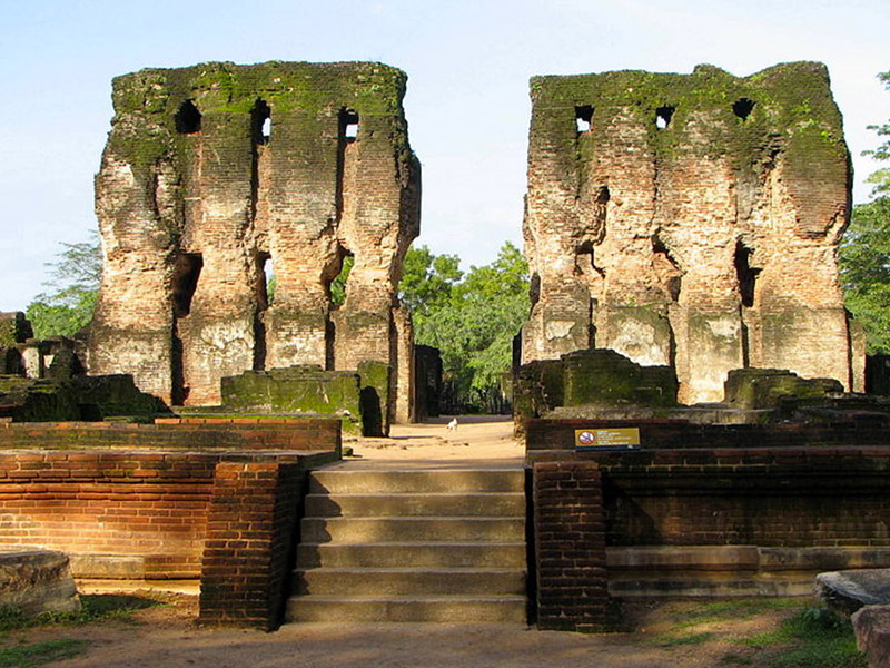 Place to Visit in Polonnaruwa, Sri Lanka