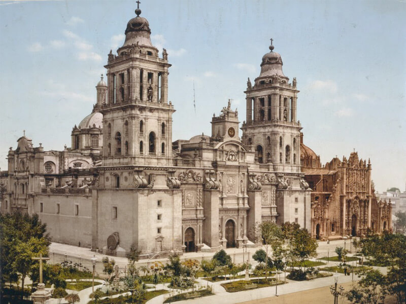 The La Catedral Metropolitana in Maxico