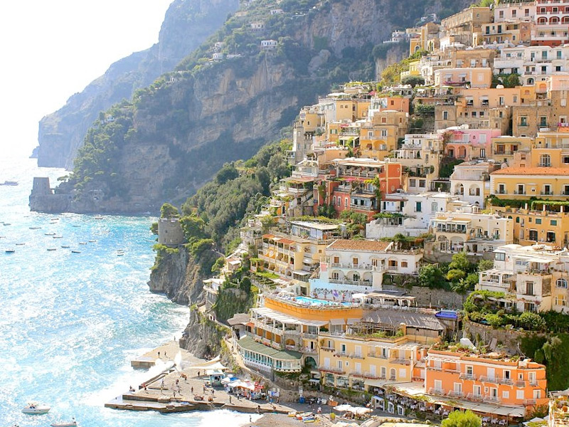 Visit the Most Winsome Sorrento in Amalfi Coast, Italy