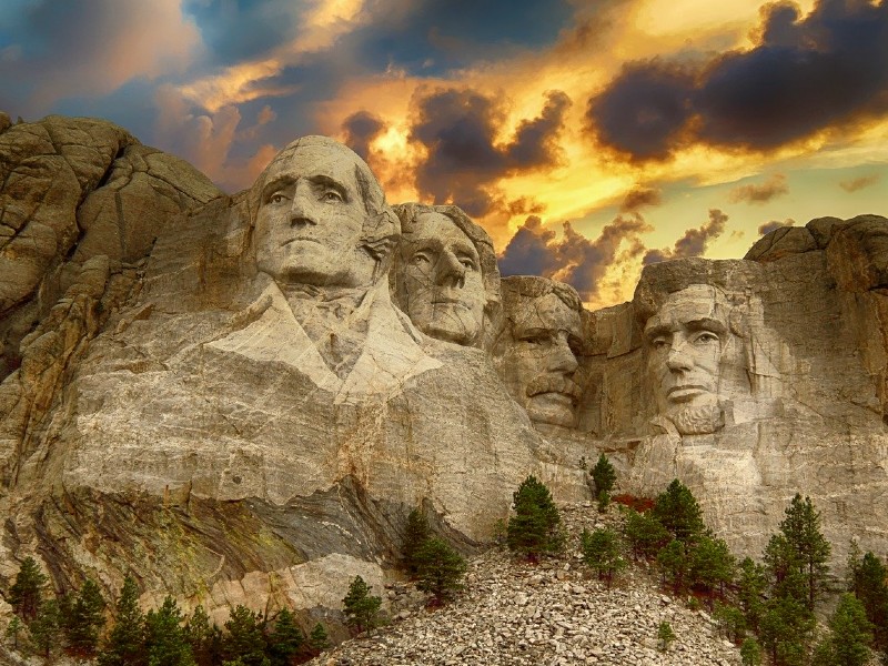 Must See & Visit Attractions in Mount Rushmore